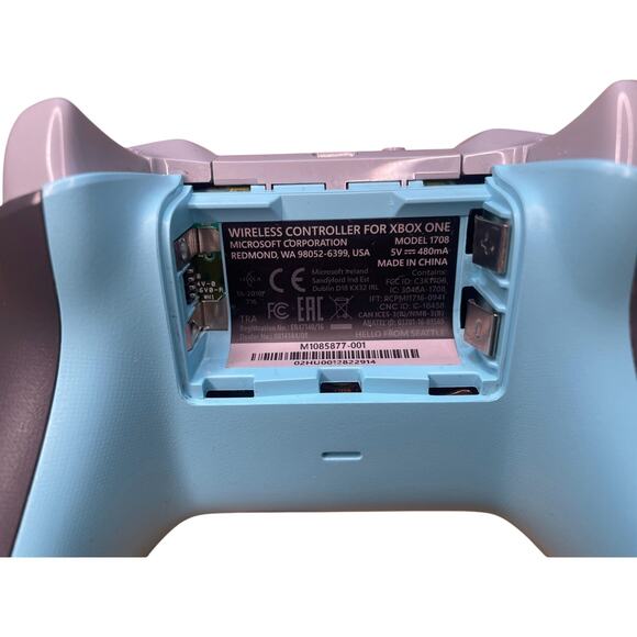 Microsoft Xbox One Wireless Controller Shock Turquoise Model 1708 - Picture 3 of 4